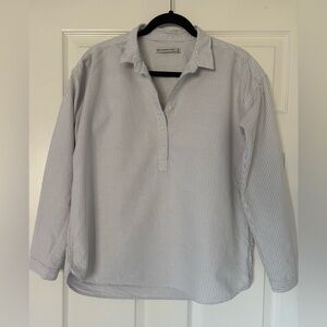 Abercrombie & Fitch Popover Shirt Women’s size L White & Gray Stripe